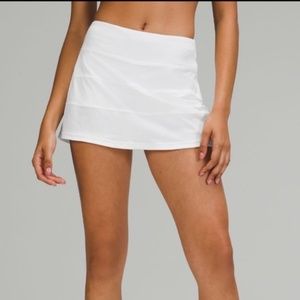 Lululemon White Pace Rival Mid-Rise Skirt Size 2 NWOT